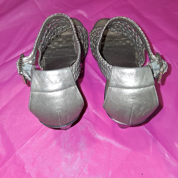 Brighton Silver Woven Women's Sandals - Picture 6 of 10